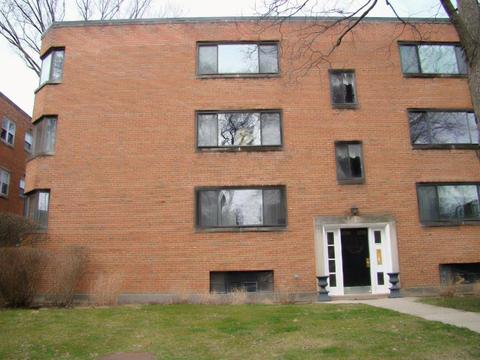 2303 Central St #1W, Evanston, IL 60201