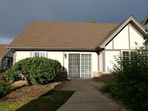 1734 Willow Circle Dr, Crest Hill, IL 60403 photo 4