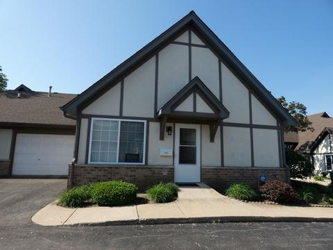 1734 Willow Circle Dr, Crest Hill, IL 60403 photo 2
