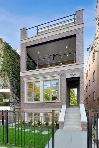 3929 N Greenview Ave #3, Chicago, IL 60613