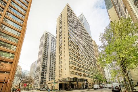 850 N Dewitt Pl #11E, Chicago, IL 60611