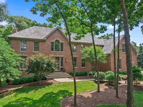 26570 Southgate Trl, Barrington, IL 60010