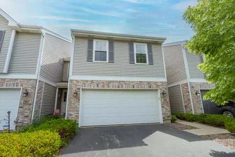 2485 Amber Ln, Elgin, IL 60123
