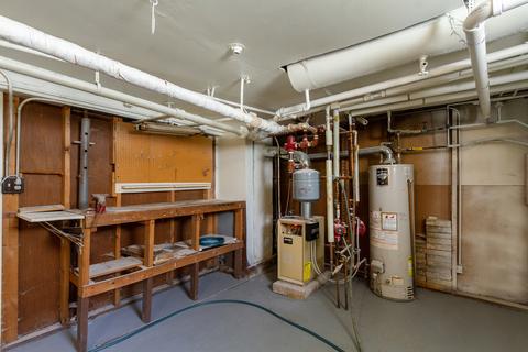 915 Cedar Ave, Elgin, IL 60120 photo 24
