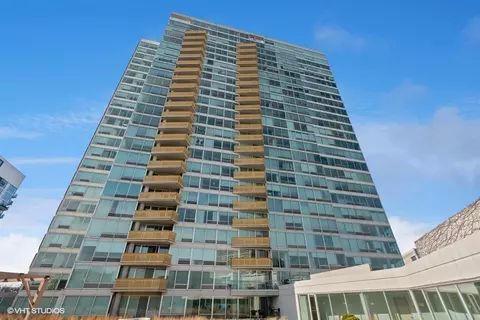 1720 Maple Ave #1620, Evanston, IL 60201