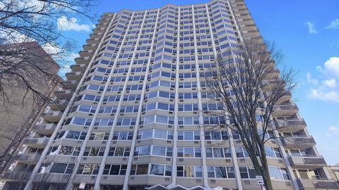 555 W Cornelia Ave #1002, Chicago, IL 60657