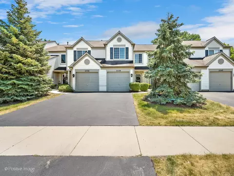 2538 Carrolwood Rd, Naperville, IL 60540