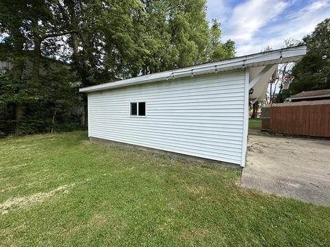 1328 Beverly Ln, Bloomington, IL 61704 photo 14