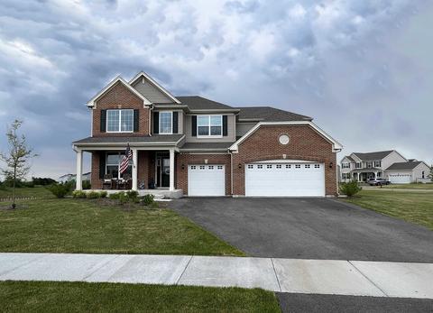 2201 Country Hills Dr, Yorkville, IL 60560