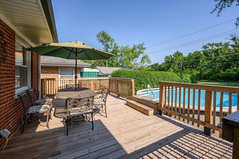 2240 Terry Ln W, Broadview, IL 60155 photo 28