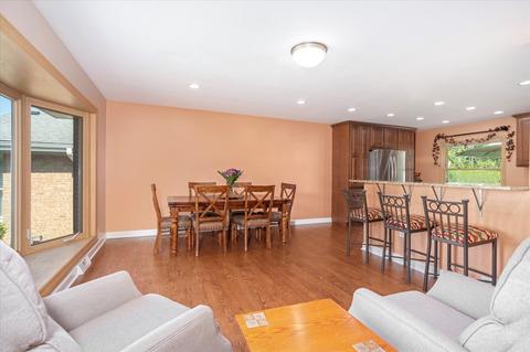 2240 Terry Ln W, Broadview, IL 60155 photo 5