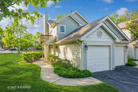 874 N Hamilton Ct, Palatine, IL 60067