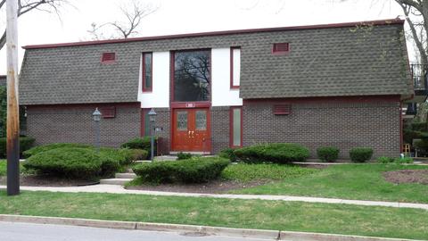 1015 Deerfield Rd #131, Deerfield, IL 60015