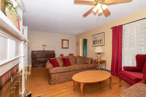 115 Maizefield Ave, Bloomington, IL 61701 photo 5