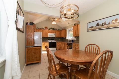 115 Maizefield Ave, Bloomington, IL 61701 photo 11
