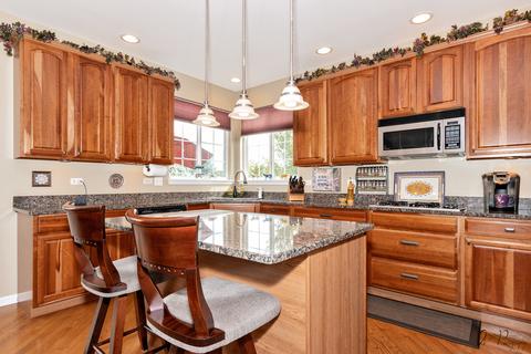 398 Sterling Cir, Cary, IL 60013 photo 12