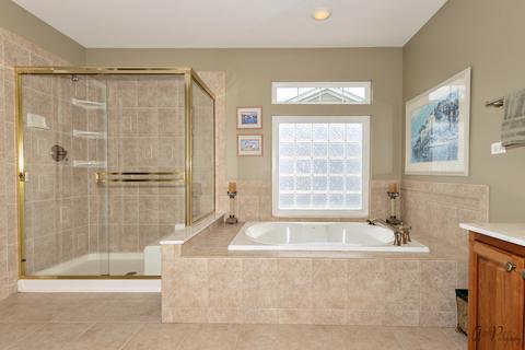 398 Sterling Cir, Cary, IL 60013 photo 37