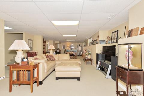 398 Sterling Cir, Cary, IL 60013 photo 44