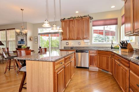 398 Sterling Cir, Cary, IL 60013 photo 13
