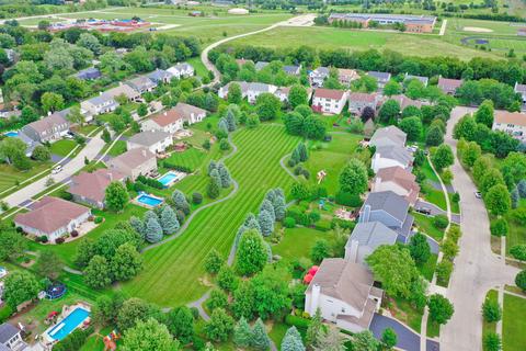 398 Sterling Cir, Cary, IL 60013 photo 65