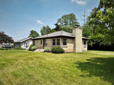 4607 Illinois St, Loves Park, IL 61111