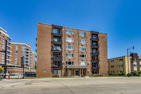 659 S Des Plaines River Rd #6C, Des Plaines, IL 60016