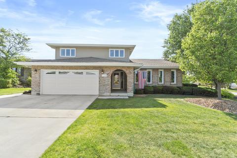 17800 Linden Dr, Tinley Park, IL 60487