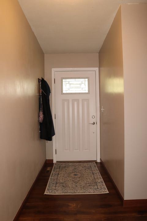 1009 Hilltop Dr, Morrison, IL 61270 photo 2