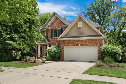 2265 Red Maple Ln, Aurora, IL 60502