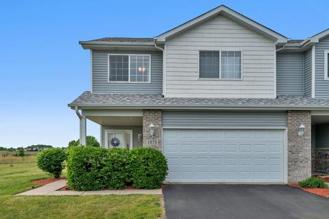 1871 Waters Edge Dr #2, Minooka, IL 60447
