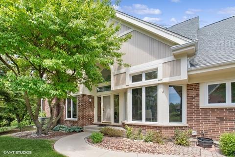 4459 4 Winds Ln, Northbrook, IL 60062