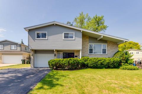 9747 N Huber Oval, Niles, IL 60714
