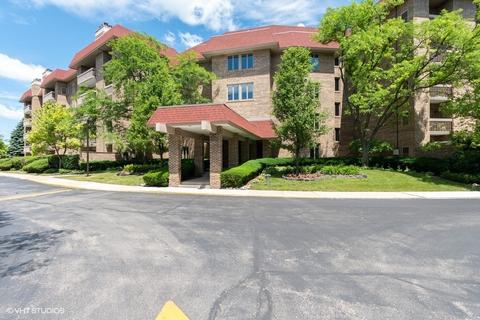 1250 Rudolph Rd #4K, Northbrook, IL 60062