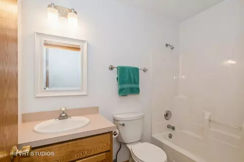 8001 Walker St, Harvard, IL 60033 photo 12