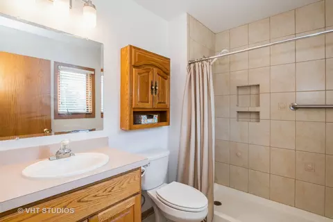 8001 Walker St, Harvard, IL 60033 photo 13
