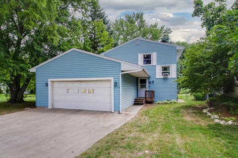 1209 Hovey Ave, Normal, IL 61761
