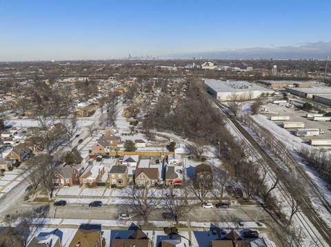 1250 E 97th Pl, Chicago, IL 60628 photo 29