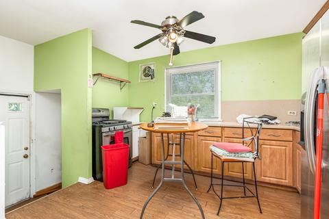 1250 E 97th Pl, Chicago, IL 60628 photo 14