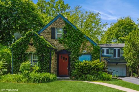 665 Highview Ter, Lake Forest, IL 60045