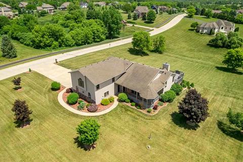 12749 Skyline Dr, Roscoe, IL 61073 photo 4