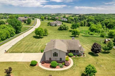 12749 Skyline Dr, Roscoe, IL 61073 photo 5