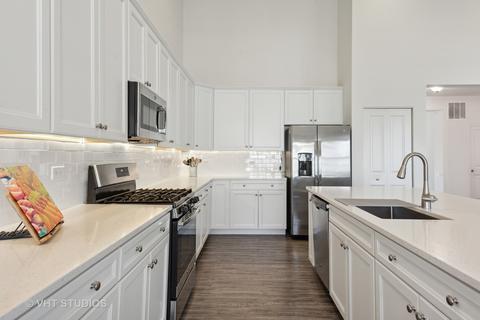 1792 Sheffield Dr, Hoffman Estates, IL 60192 photo 14