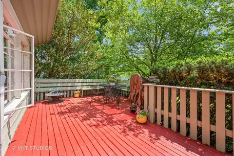 2410 Thayer St, Evanston, IL 60201 photo 24