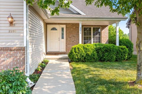 2299 Heather Ridge Dr, Normal, IL 61761 photo 3