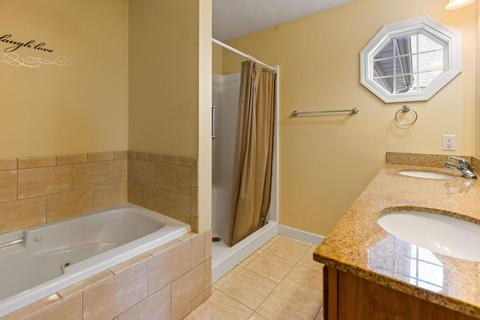 2299 Heather Ridge Dr, Normal, IL 61761 photo 14