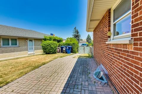 2774 Rusty Dr, Des Plaines, IL 60018 photo 23