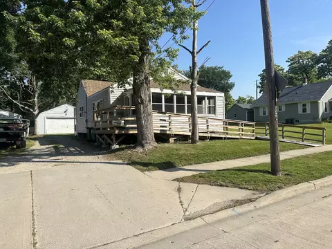 810 Orange Ave, Marseilles, IL 61341