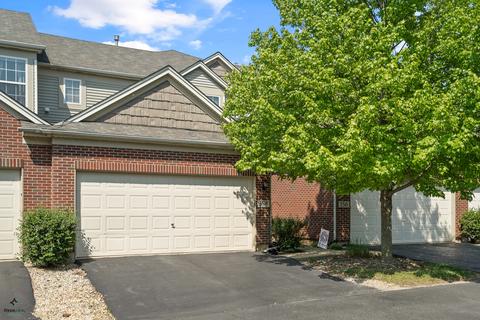 158 Neutrenton Ave, Elgin, IL 60120