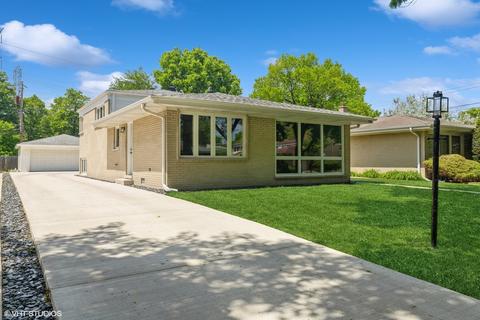 930 Leamington Ave, Glenview, IL 60025