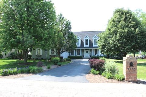 9555 Nicklaus Ln, Crystal Lake, IL 60014